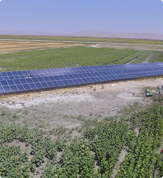 Samlı Solar Enerji çiftçimize, köylümüze ve tarımla uğraşan herkese güneş enerjisinden sulama yapma imkanı sunuyor.